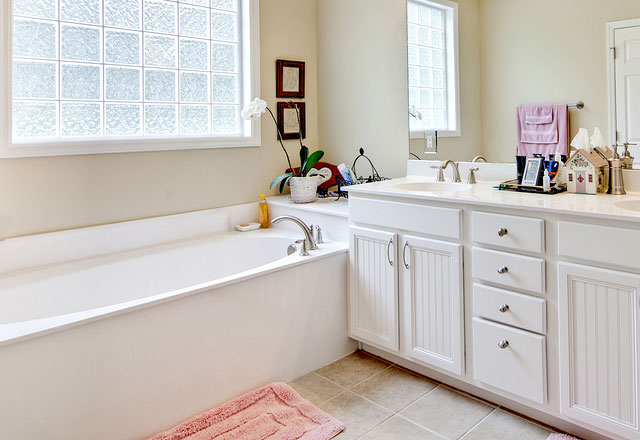 best bathtub refinishing service